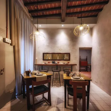 Ca De Guelfi Residenza D'epoca לינה וארוחת בוקר 2*